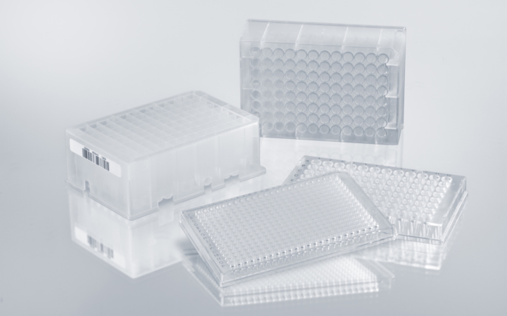 Liquid handling consumable plates